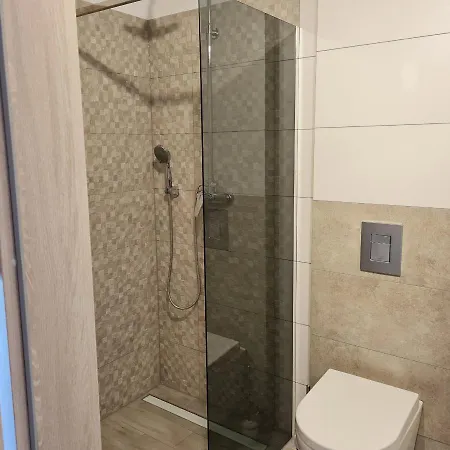 Zelwagi 15 منزل للإقامة *